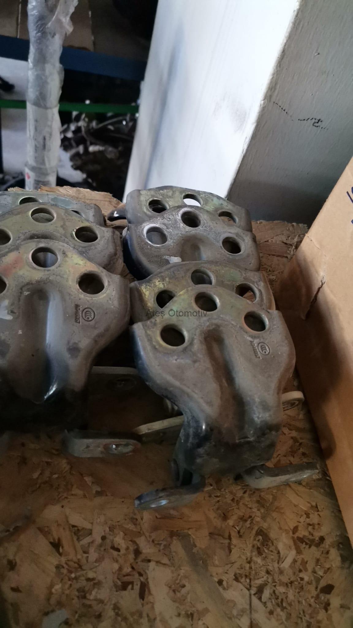 Korando Sports Kapı Menteşesi Korando Sports Kapı Menteşesi