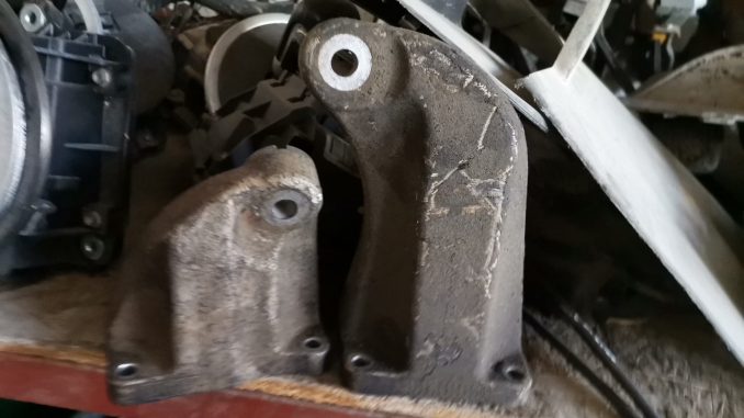 Korando Sports Motor Kulağı