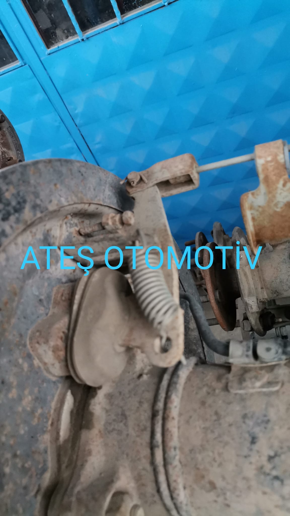 Nissan Skystar Çıkma Arka El Fren Mekanizması Nissan Skystar Çıkma Arka El Fren Mekanizması