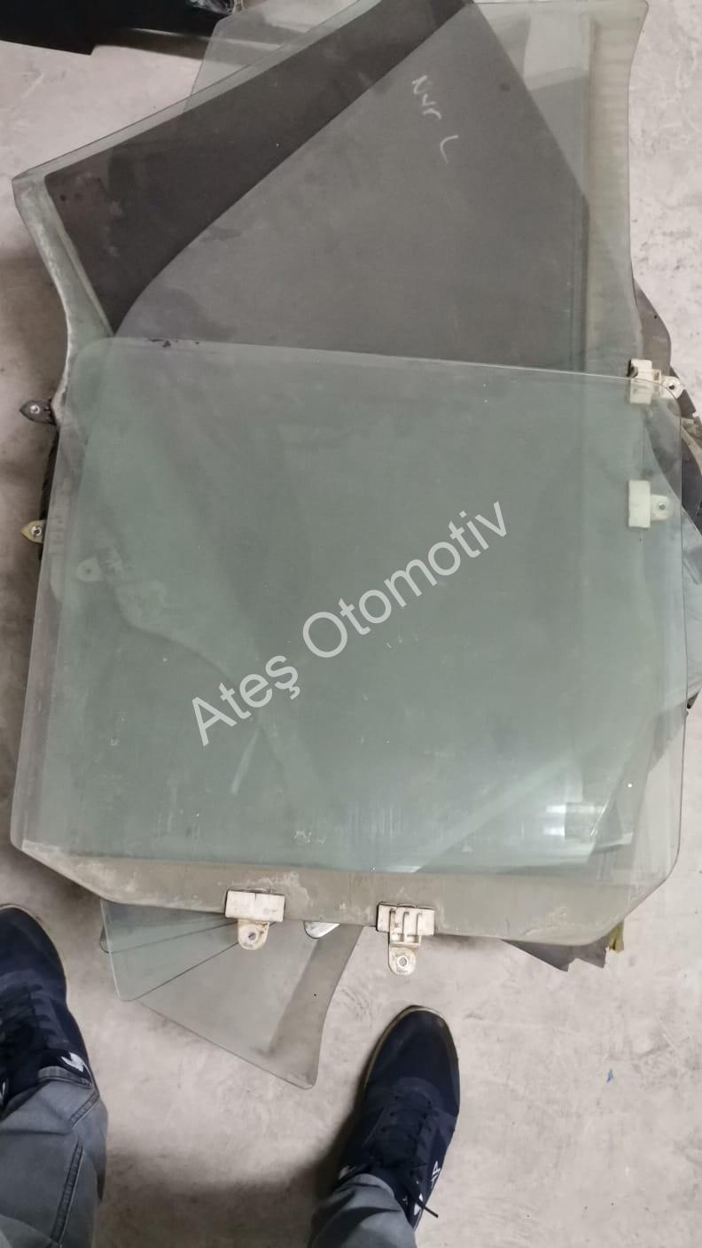 Nissan Skystar Çıkma Ön Cam - Arka Cam Nissan Skystar Çıkma Ön Cam - Arka Cam