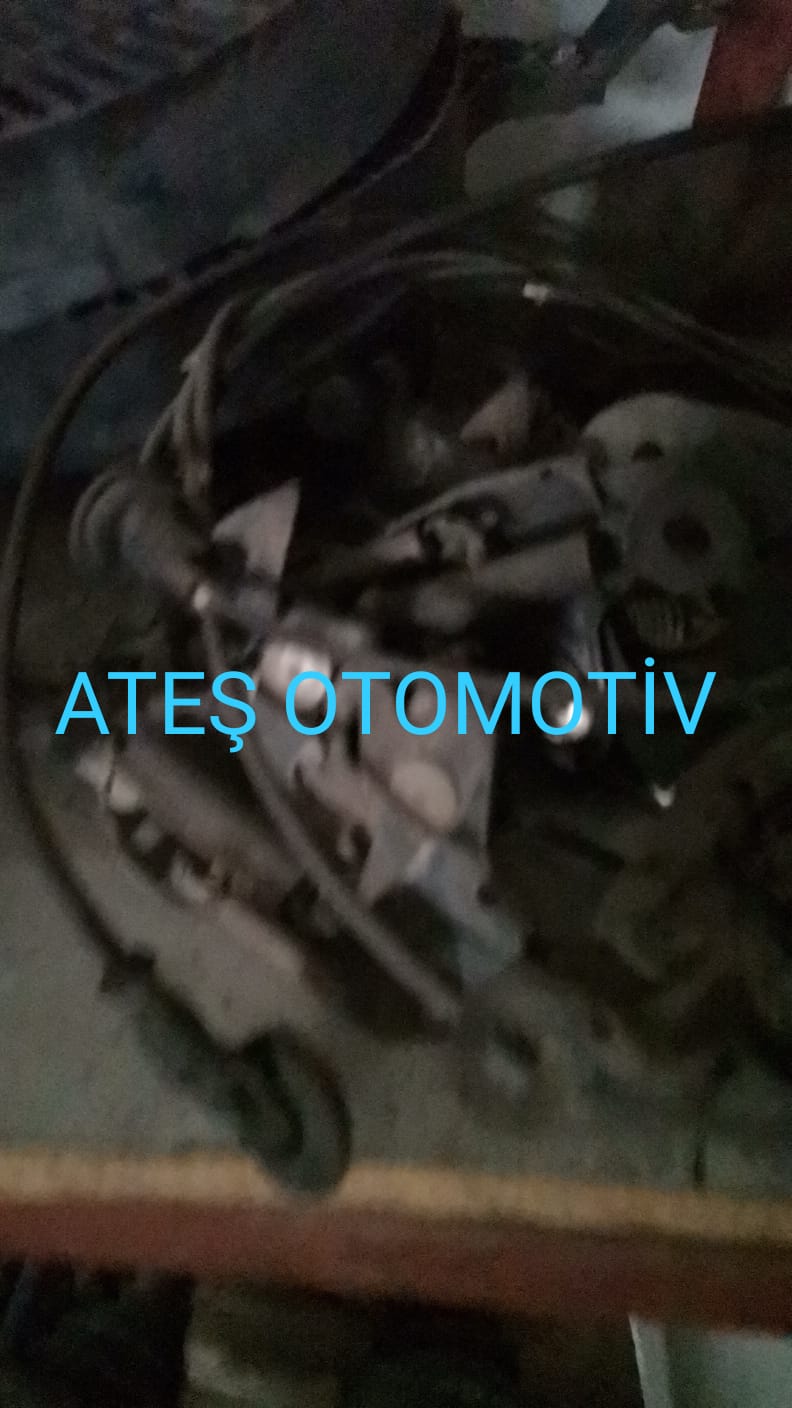 Nissan Skystar Çıkma Ön Kaput Açma Mekanizma Halatı Nissan Skystar Çıkma Ön Kaput Açma Mekanizma Halatı
