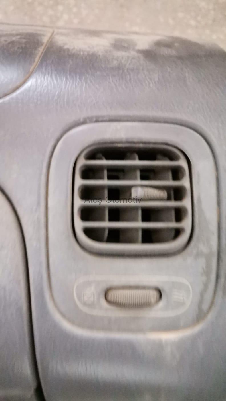 Nissan Skystar Kalorifer Izgarası Difizör 01