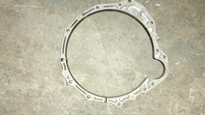 Nissan Navara Çıkma Şanzıman Ara Parçası Nissan Navara Çıkma Şanzıman Ara Parçası